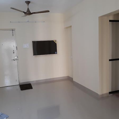 Galaxy Apartment Mumbai  Buitenkant foto